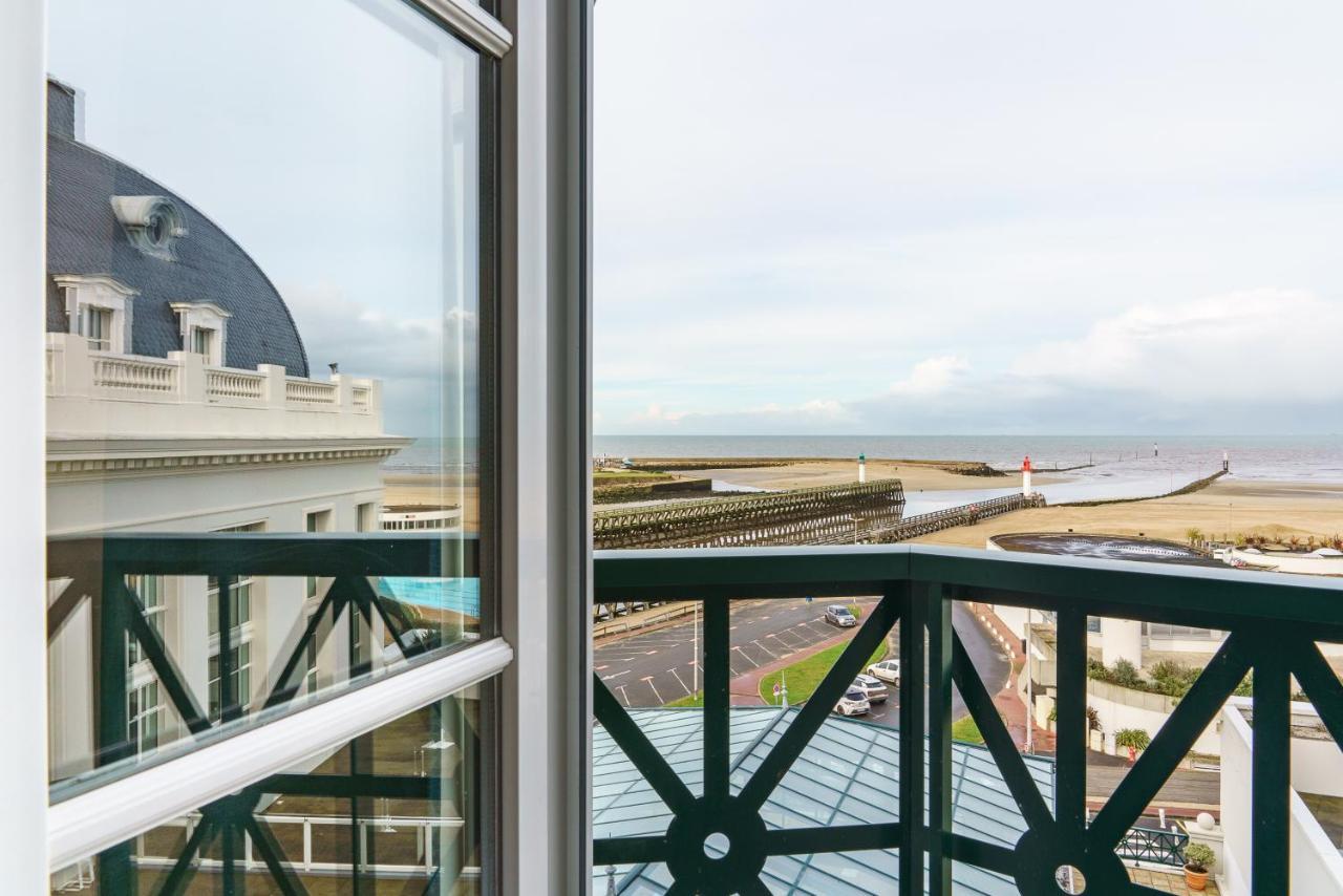 SOWELL HOTELS Le Beach Trouville-sur-Mer Exterior foto