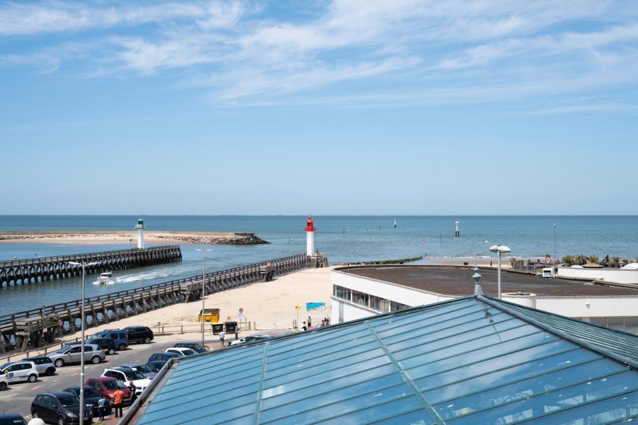 SOWELL HOTELS Le Beach Trouville-sur-Mer Exterior foto