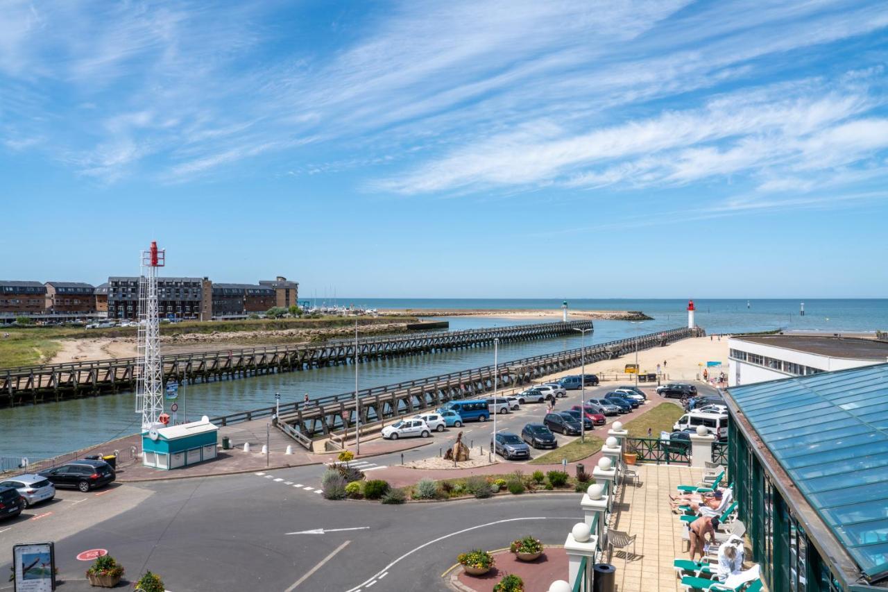 SOWELL HOTELS Le Beach Trouville-sur-Mer Exterior foto